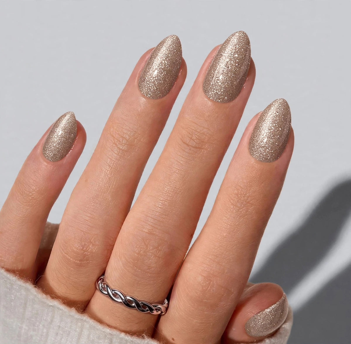 Glitterbomb Short Almond
