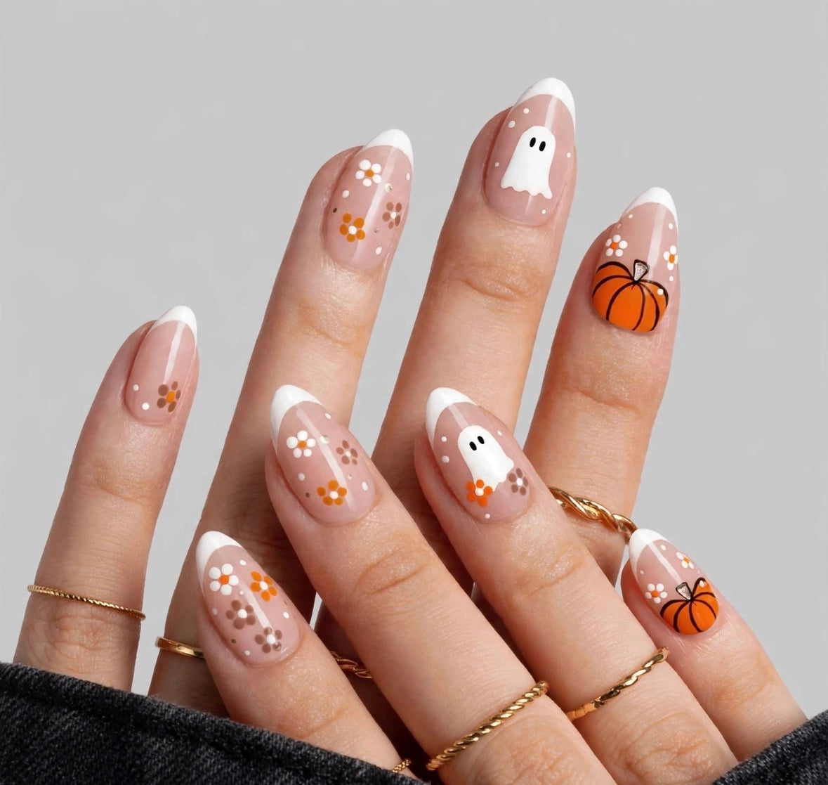Pumpkin Picking Short Almond