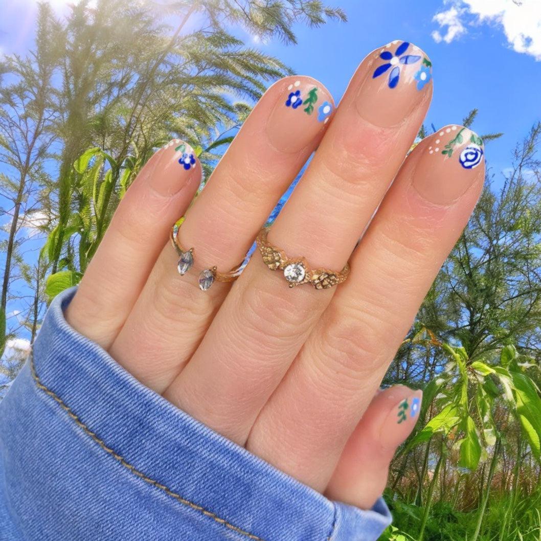 New! Blue Florals Short Round - doobysnailsltd