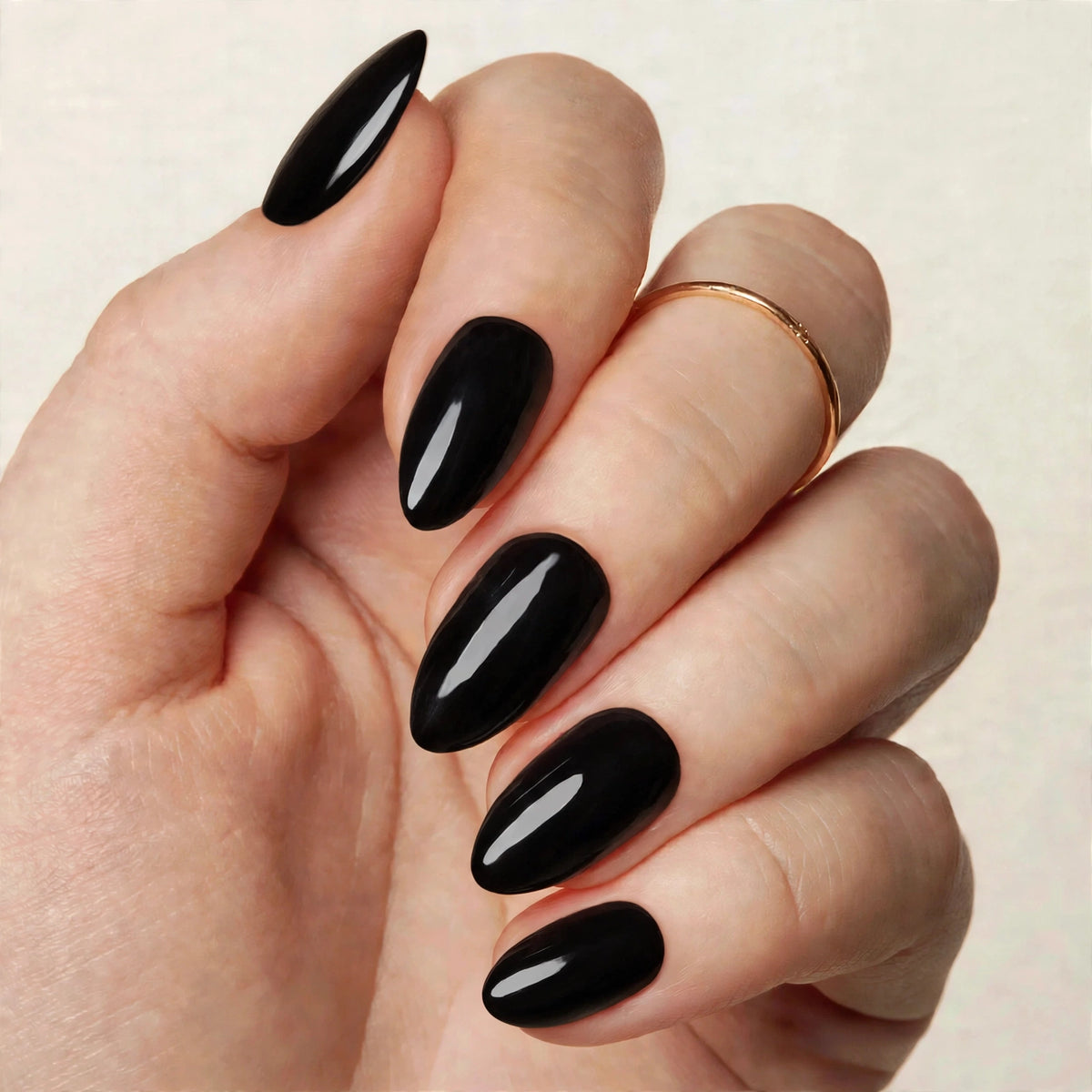 Black Gloss Short Almond