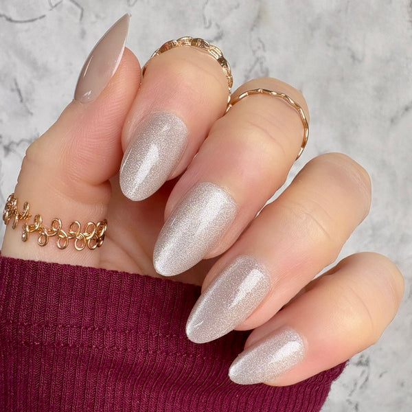 Cat Eye - Pearl Short Almonde