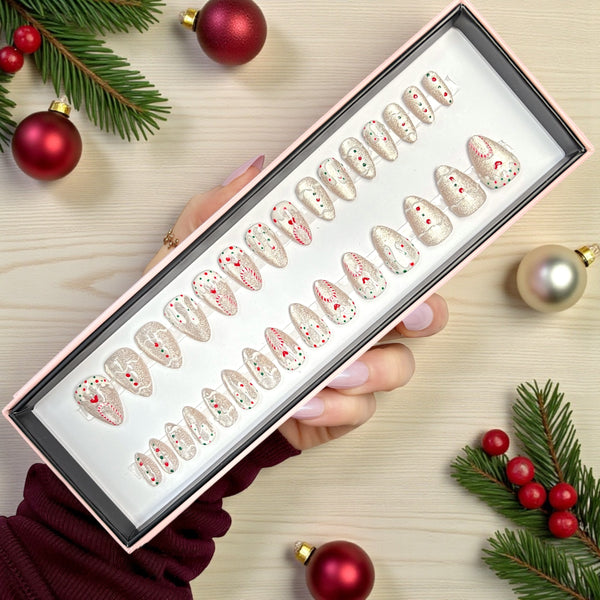 Cat Eye Gingerbread Short Almond