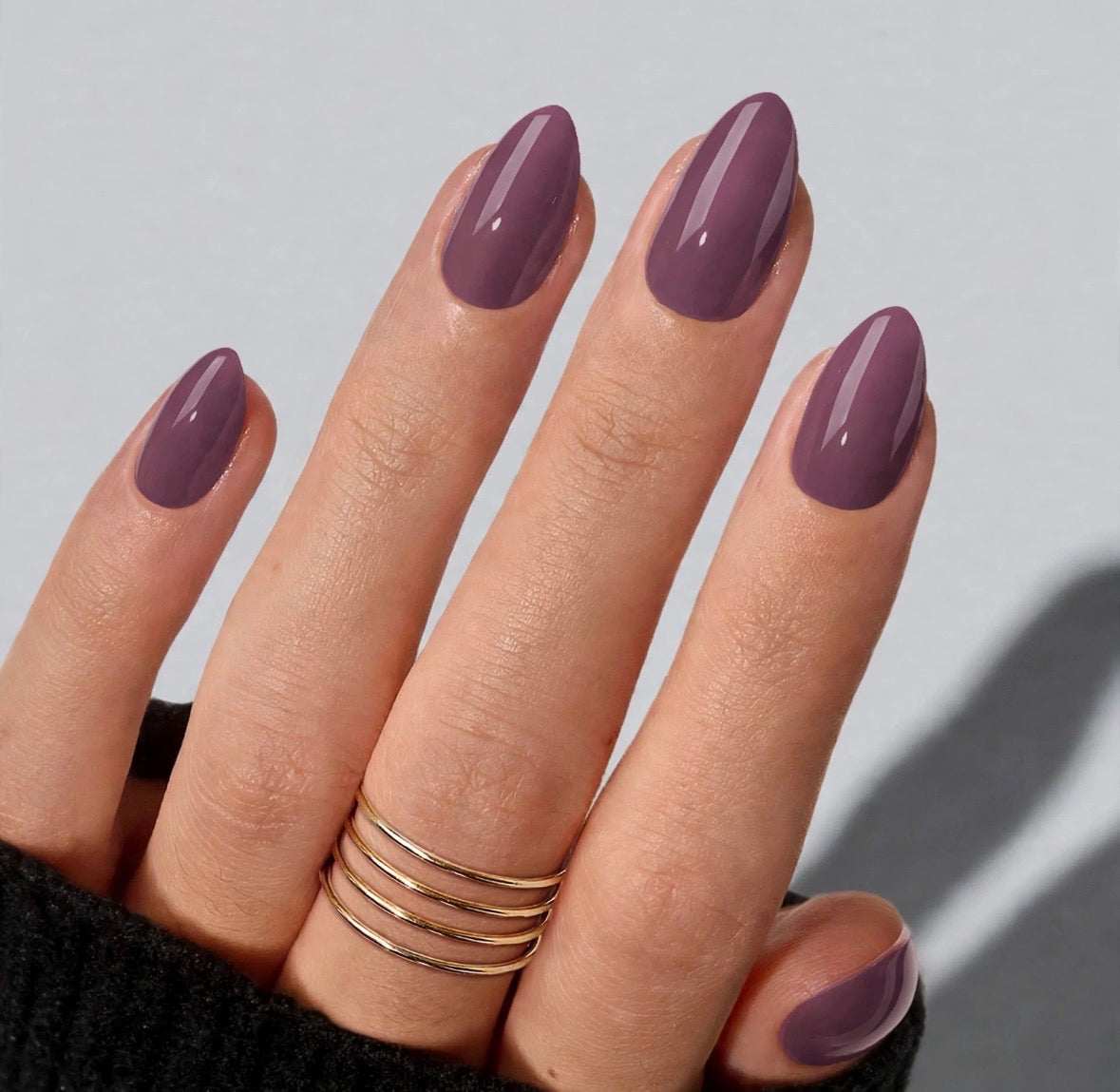 Berry Gloss Short Almond
