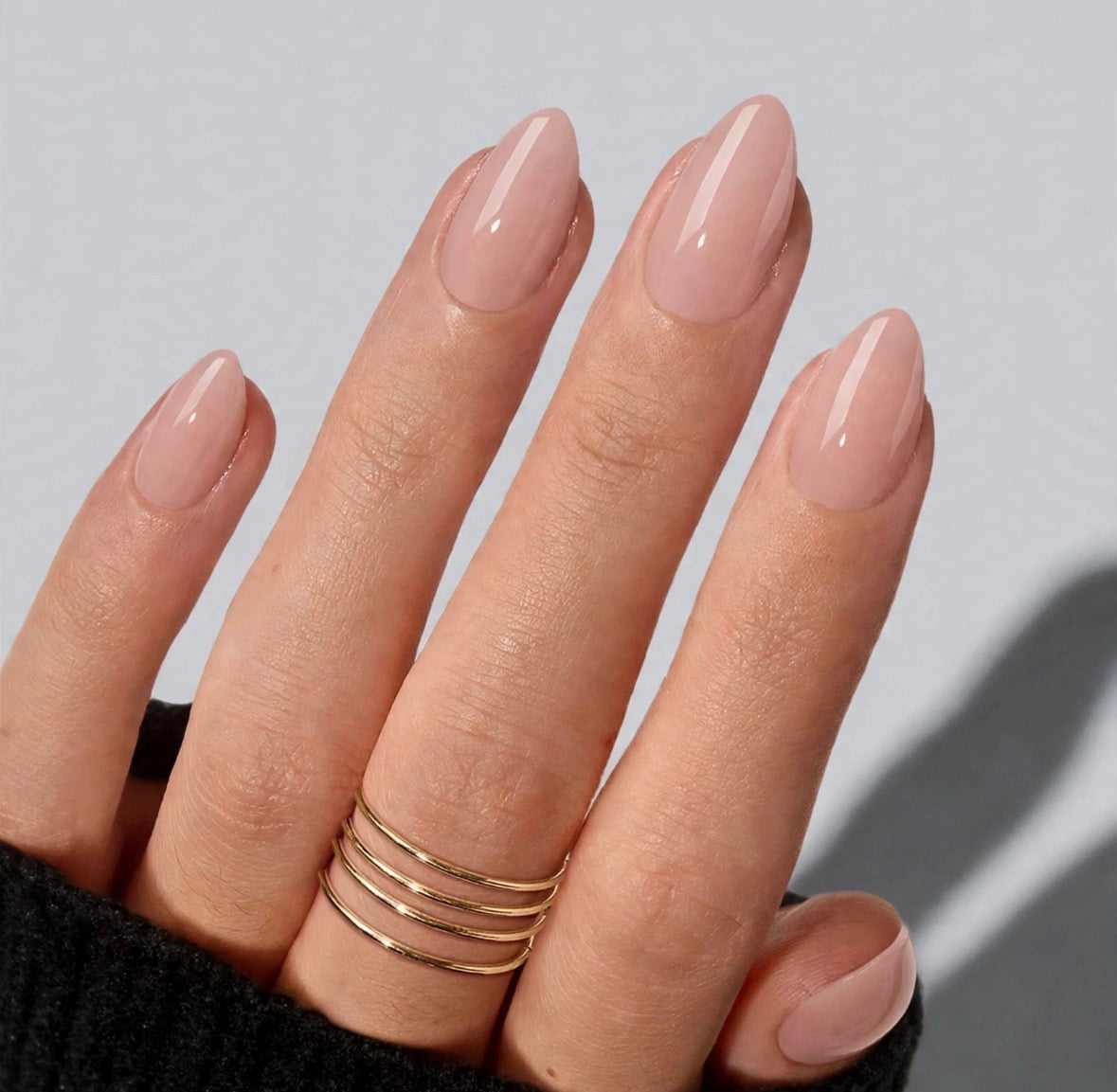 Neutral Short Almond