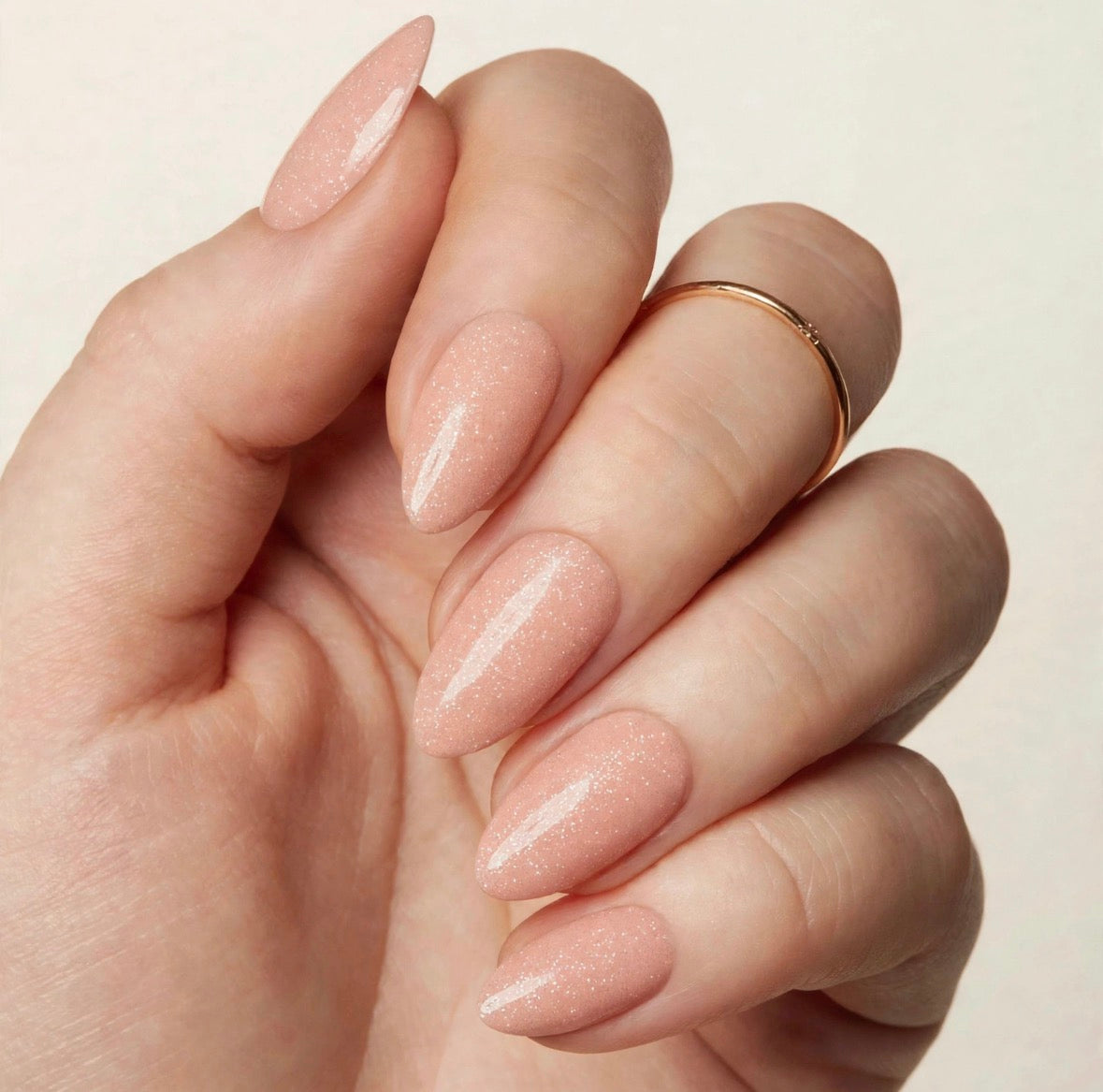 Peaches Short Almond