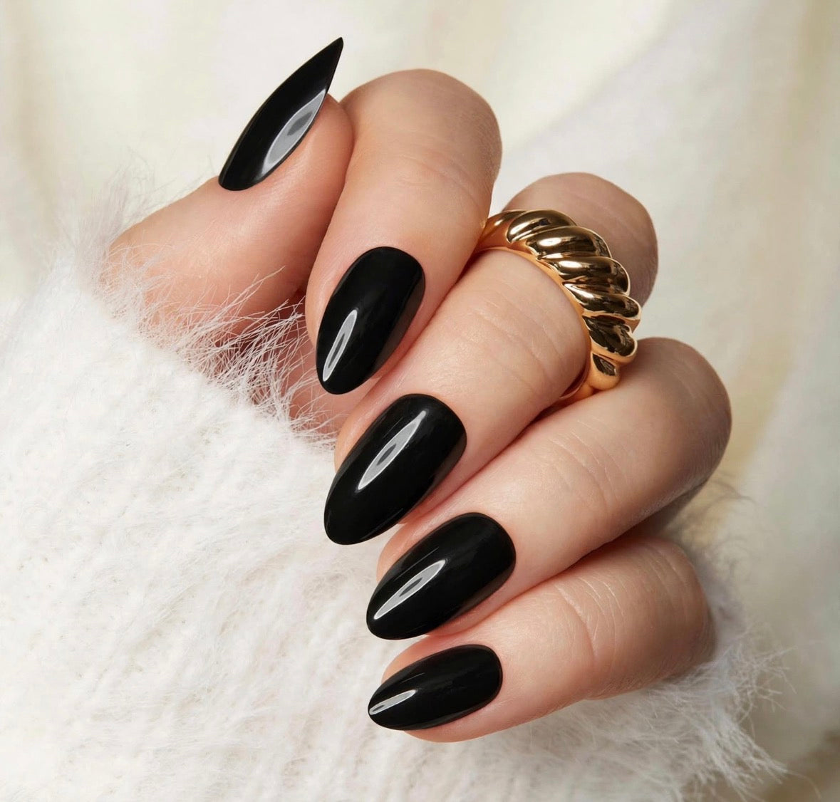 Black Gloss Short Almond