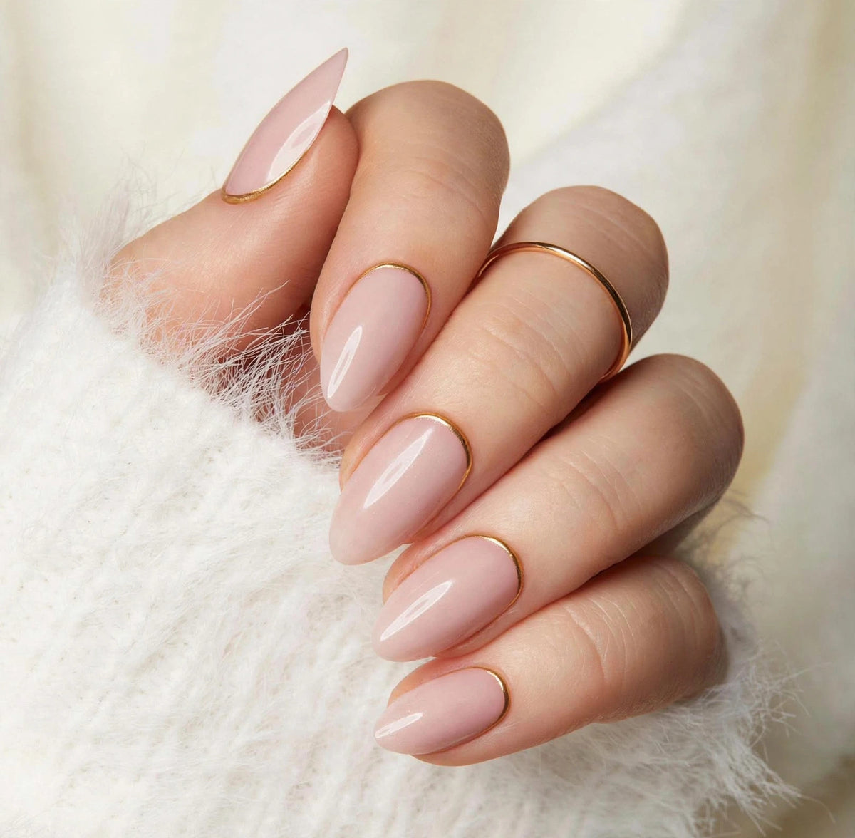 Nude & Gold Base Short Almond