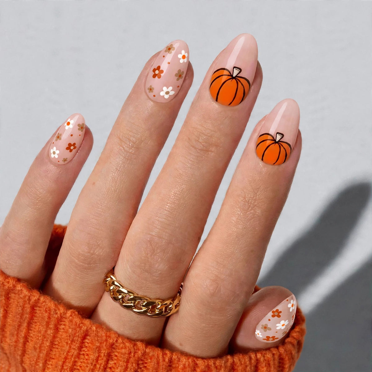 Pumpkin Patch Short Almond