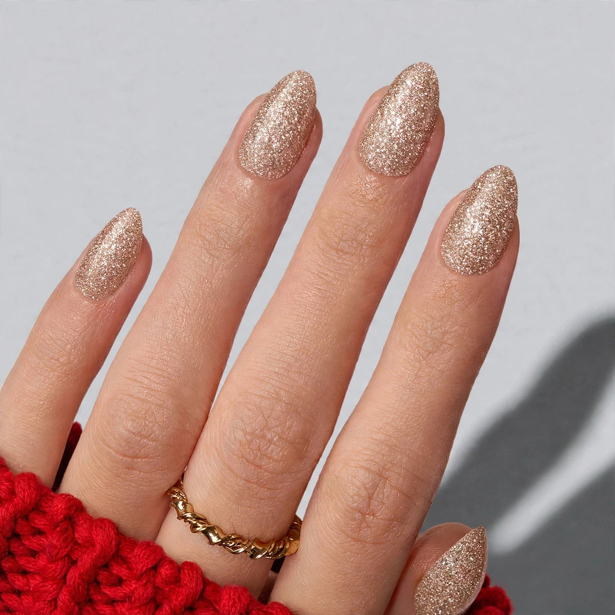 Glitterbomb Short Almond