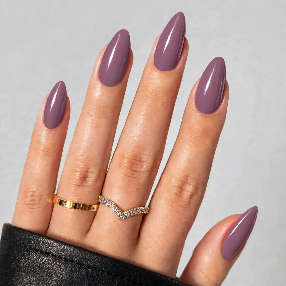 Berry Gloss Almond