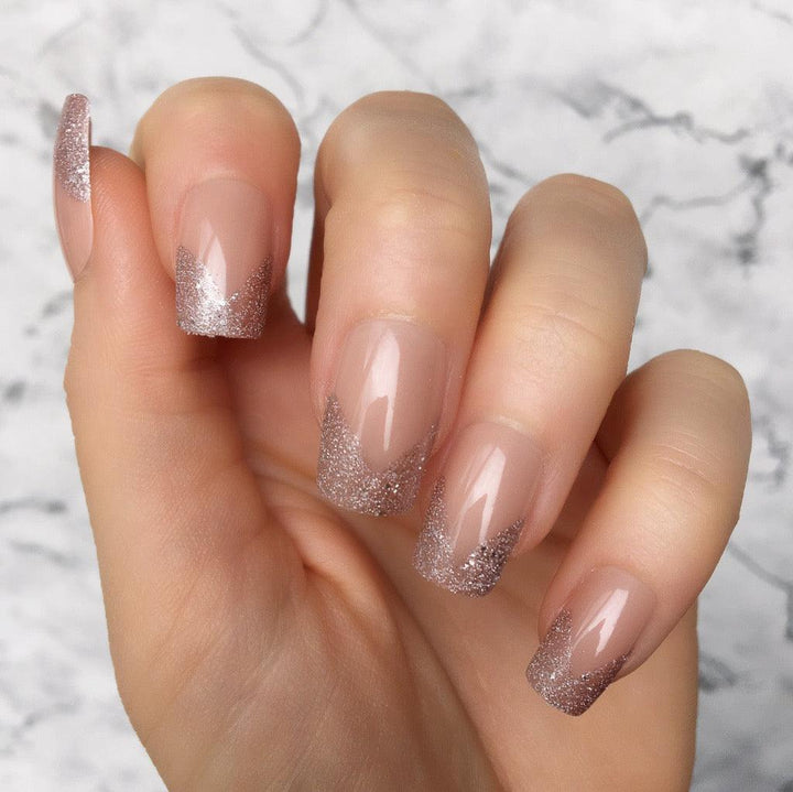 Glittering Short Square Nails: Sparkle Finish