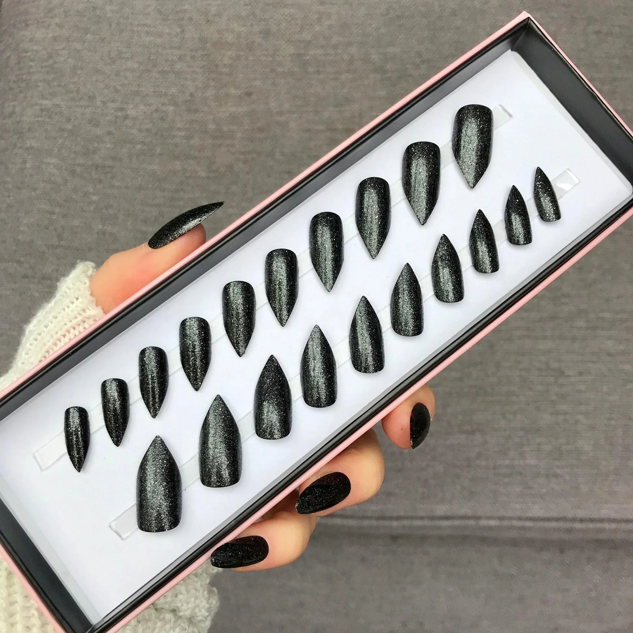 Glitterbomb Black Claw - doobysnailsltd