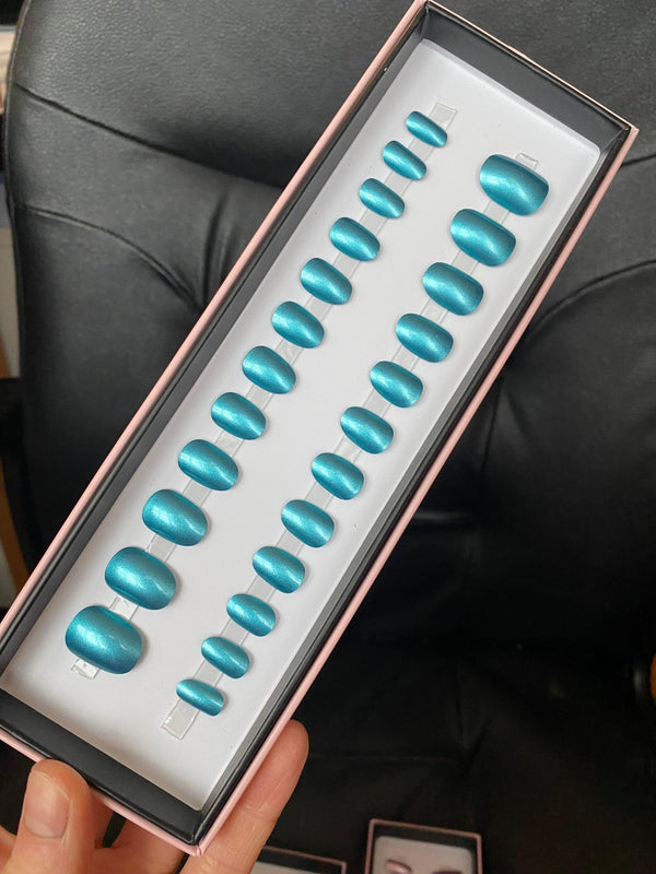 Last One! Aqua Short Oval - doobysnailsltd