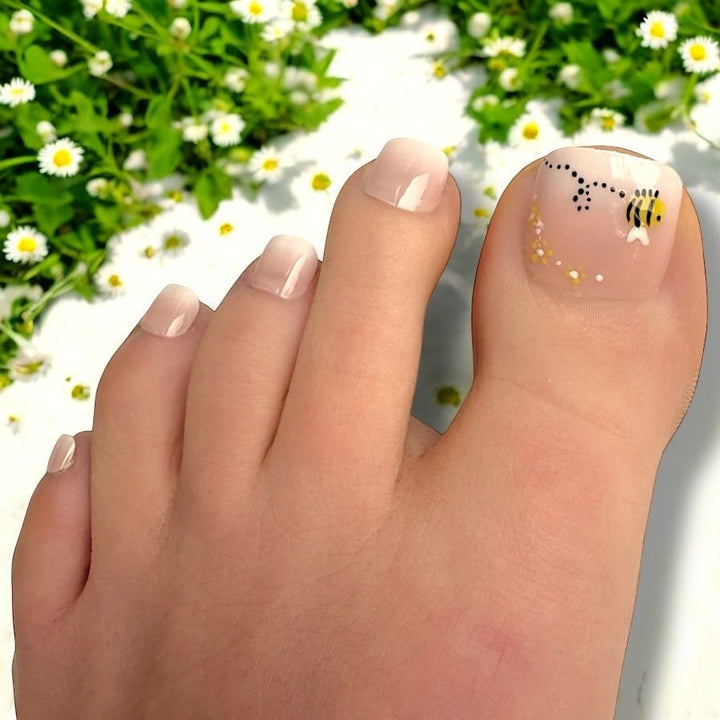 Bumble Bee Ombre Toes - doobysnailsltd