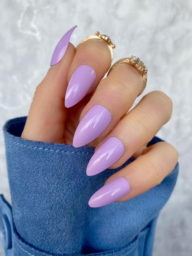 Soft Lilac Gloss Almond - doobysnailsltd