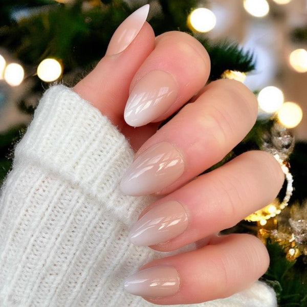 Todays most popular set! Classic Ombre Short Almond - doobysnailsltd